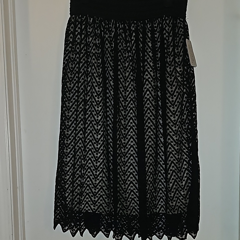 Metro Wear Black and White Smocked A-Line Skirt